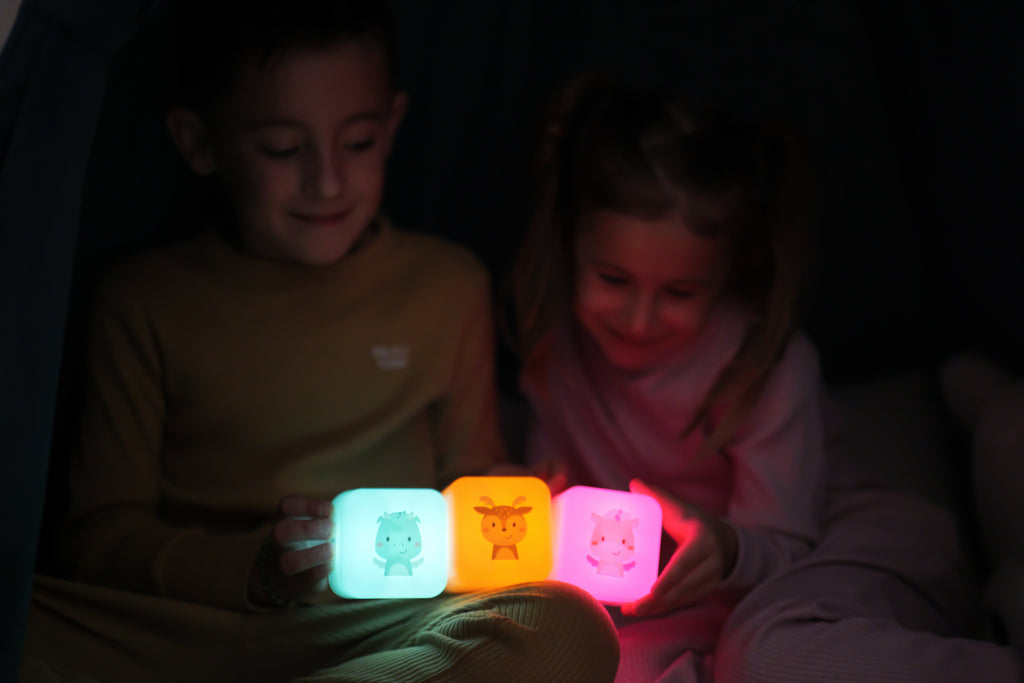 Cloud B Cube B Portable Nightlight - Finley Fawn