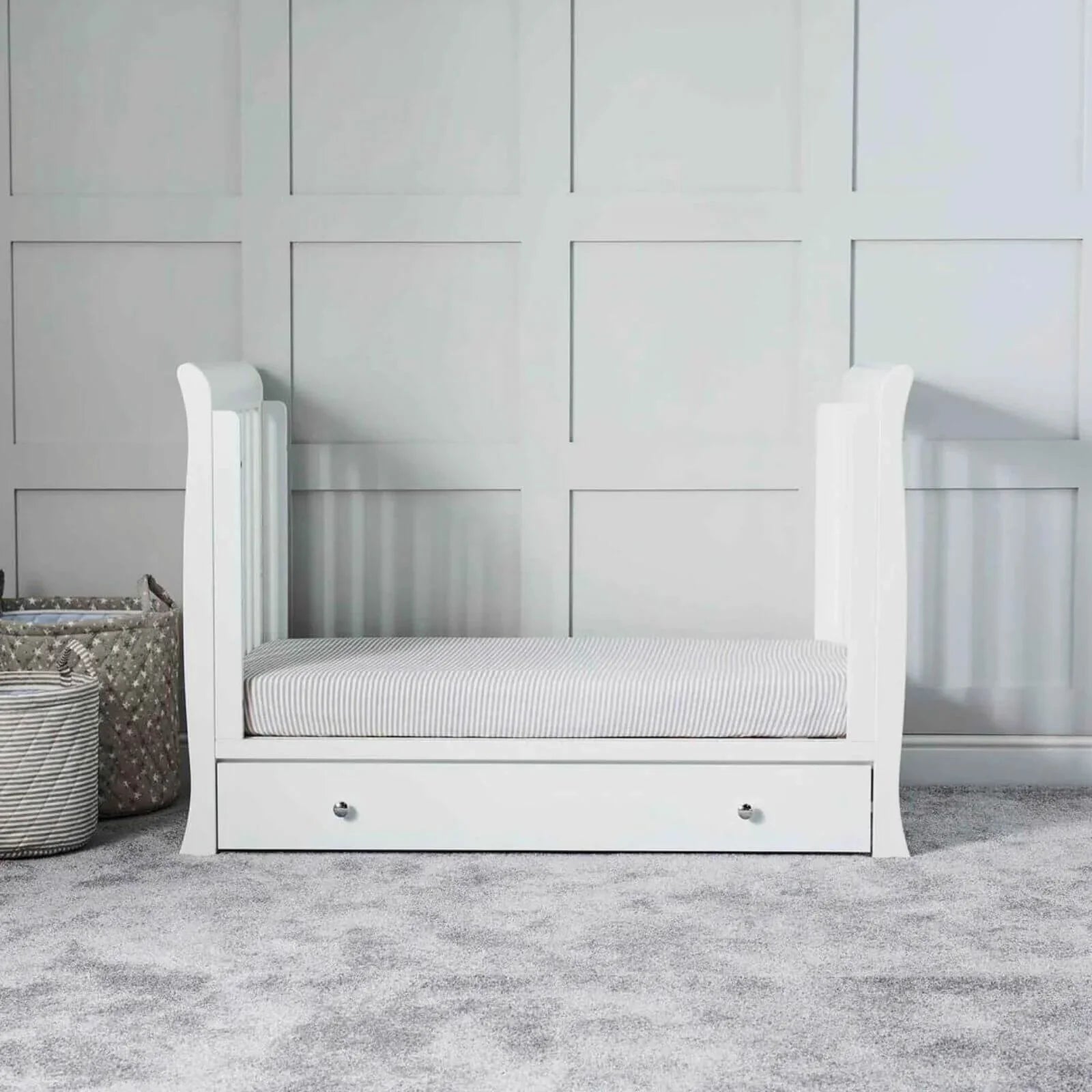 Ickle Bubba Snowdon 4 in 1 Mini 2 Piece Furniture Set White - Fibre Mattress