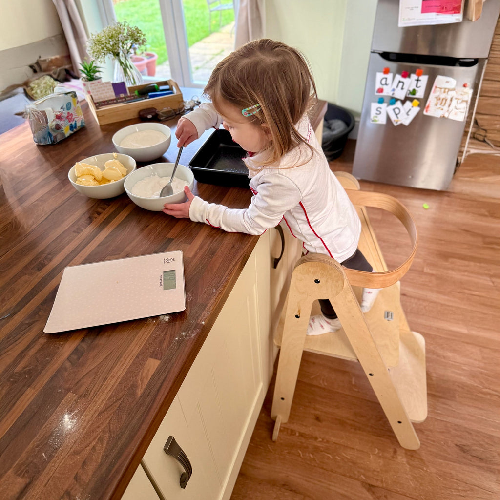 MamaToyz Folding Learning Tower Natural Beech Wood Montessori Child Safety Platform - Dark Grey / Natural