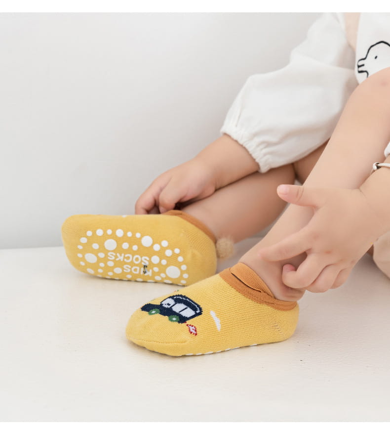 Spring Anti Slip Baby Socks Toddler Kids Floor Socks with Rubber Soles Autumn Newborn Baby Boy Girl Cartoon Cute Ball