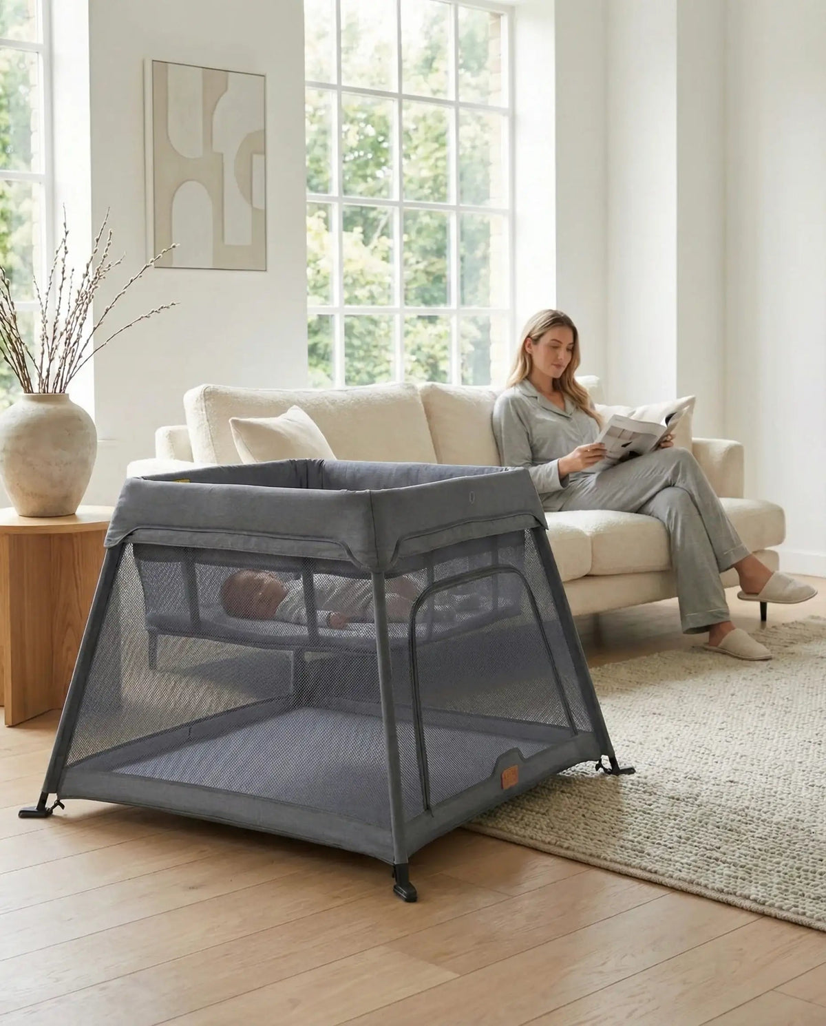 Airpod 3 Travel Cot Includes Newborn Insert - Light Grey - Travel Cot