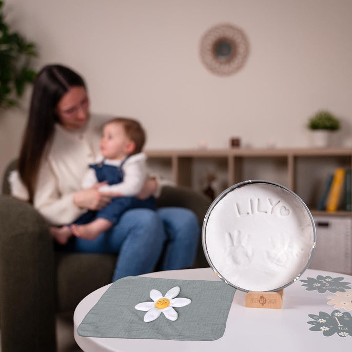 Petit Artichaut Baby Birth Keepsake Set - Daisy Blue