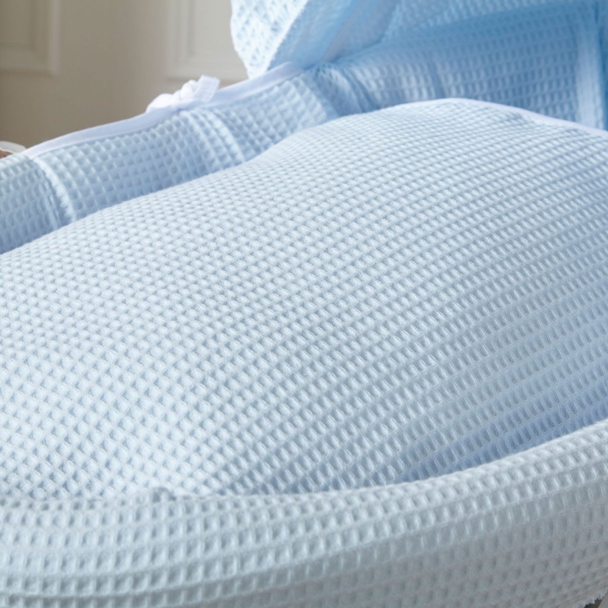 Blue Waffle Grey Wicker Baby Moses Basket With Stand-4
