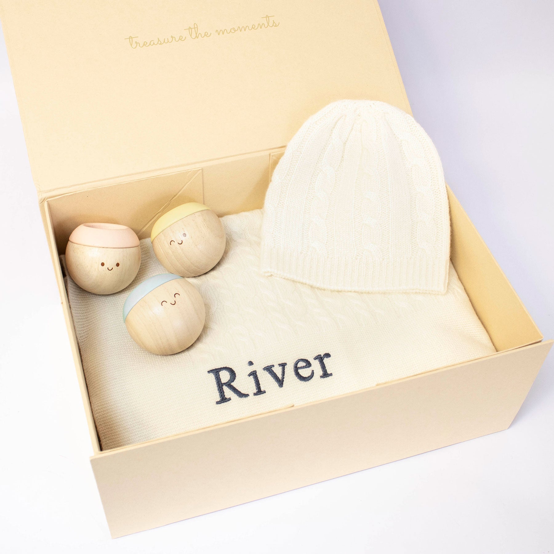 Cable Knit Cashmere and Sensory Balls - Ivory - Ivory - Baby