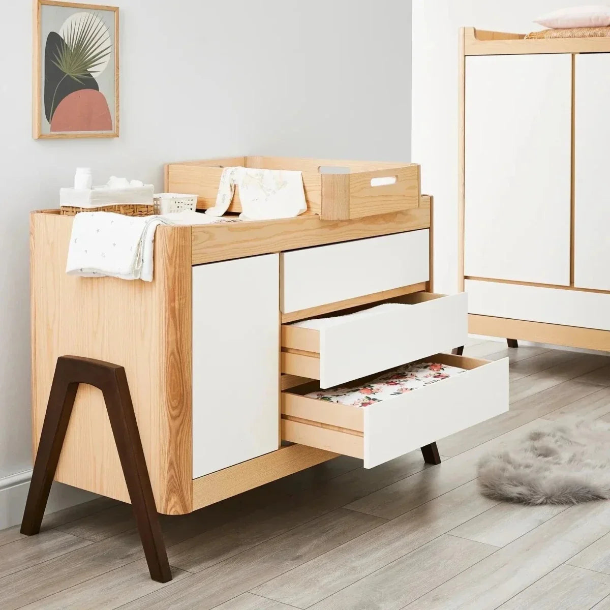 Gaia Baby Hera Dresser - Natural/Walnut - Natural/Walnut - Chests of Drawers