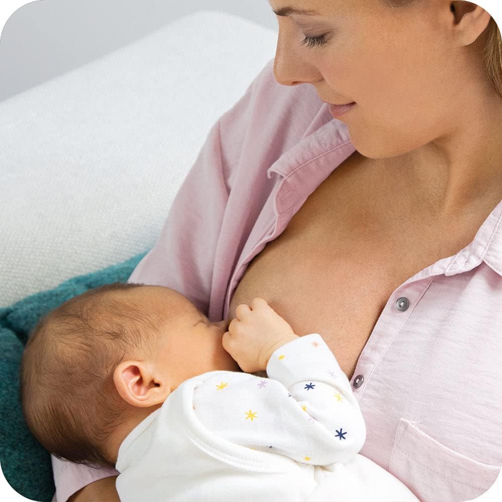 MAM Breast Protector Nipple Shields Twin Pack & Case – Small (Size 1 / 17mm) - Nursing Cover / Pad