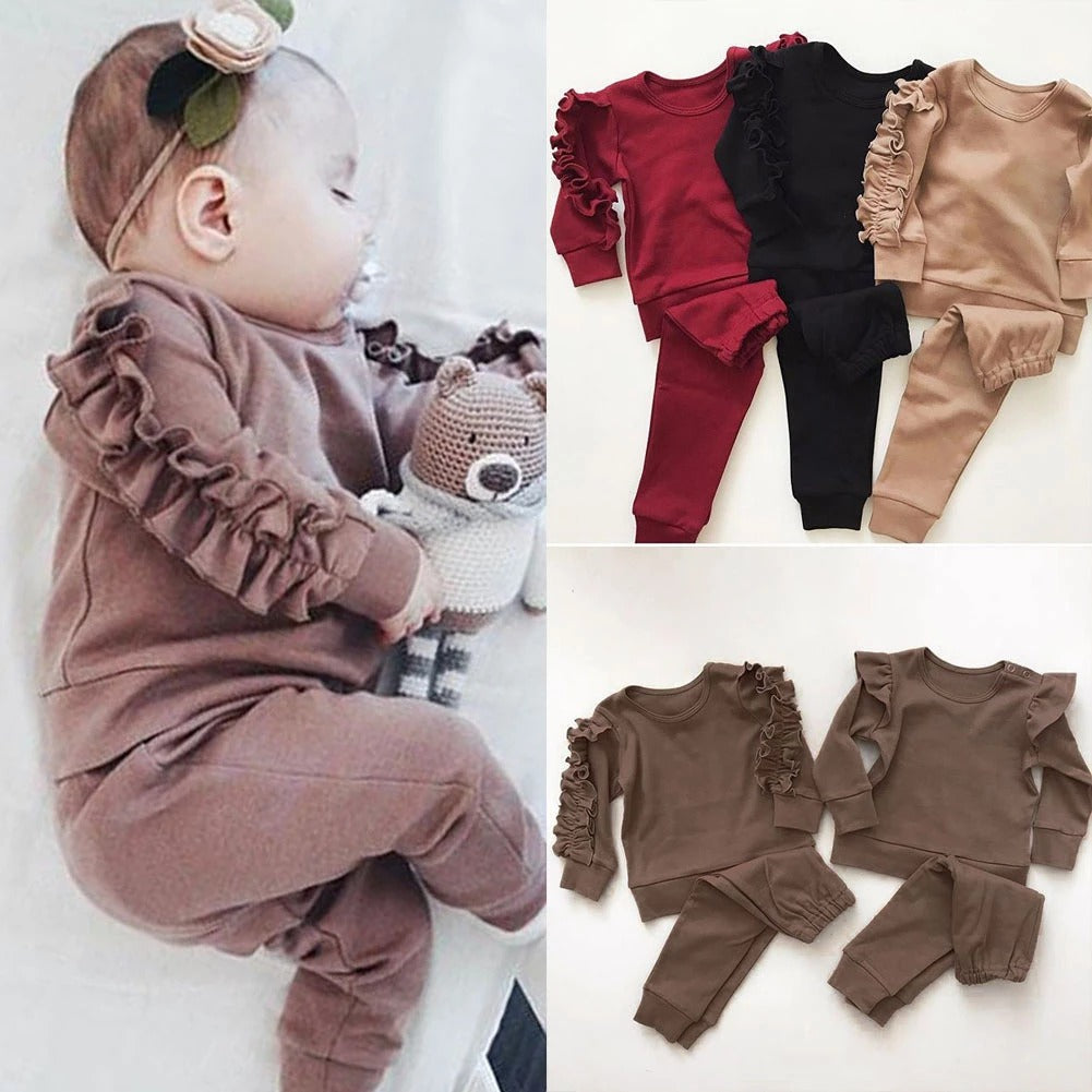 Newborn Ruffle Sweatshirt & Pants Set – 2-Piece Outfit - Baby Clothing