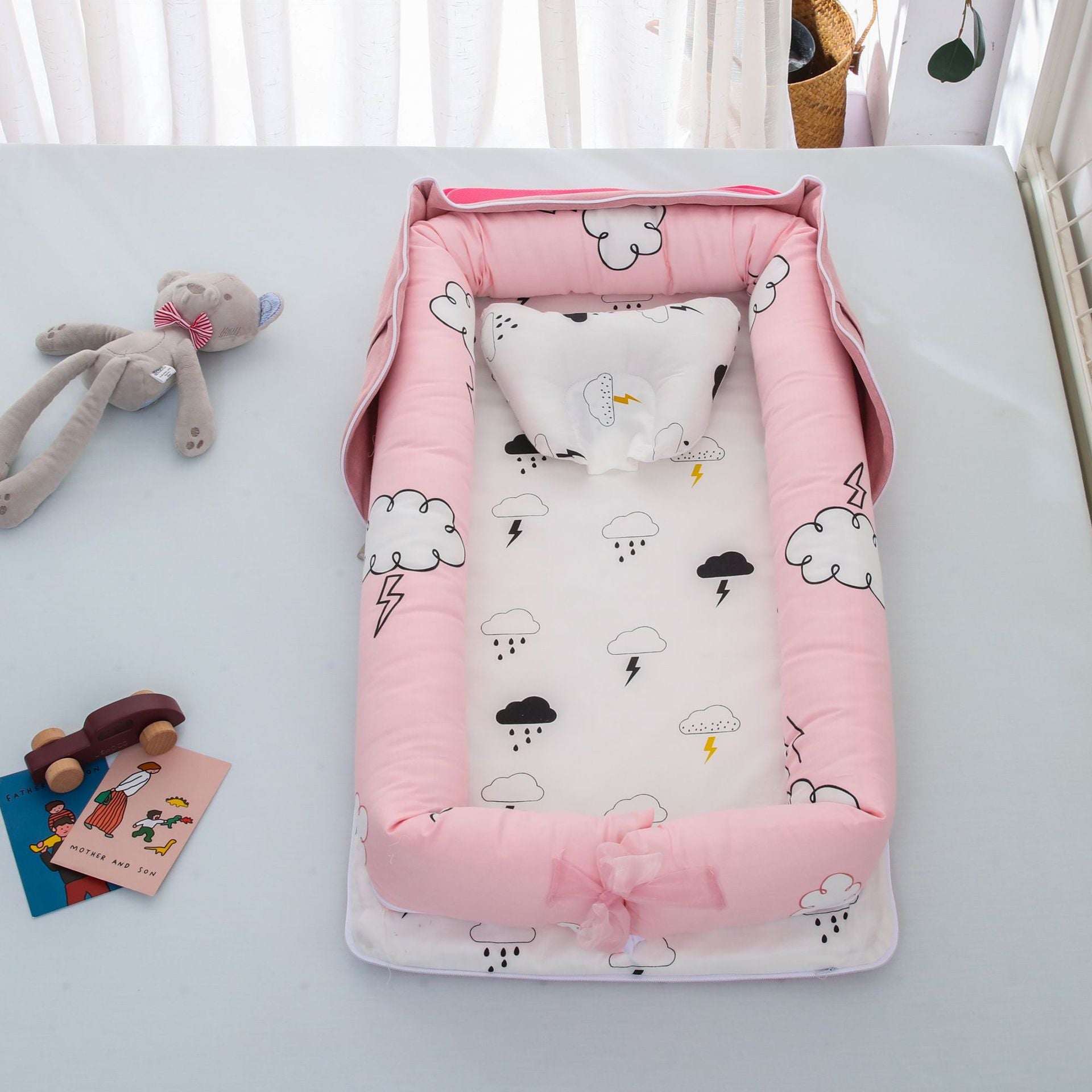 Cotton Portable Foldable Baby Bed - Raindrop cloud