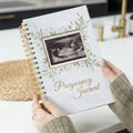 Pregnancy Memory Book - Journal for First Time Mums - Memory Book