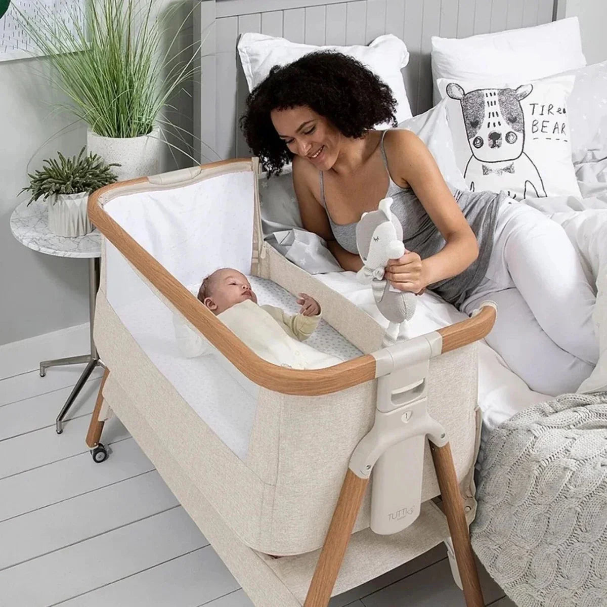 Tutti Bambini CoZee Air Bedside Crib - Scandinavian Walnut/Ecru - Scandinavian Walnut/Ecru - Baby Bedside Cribs
