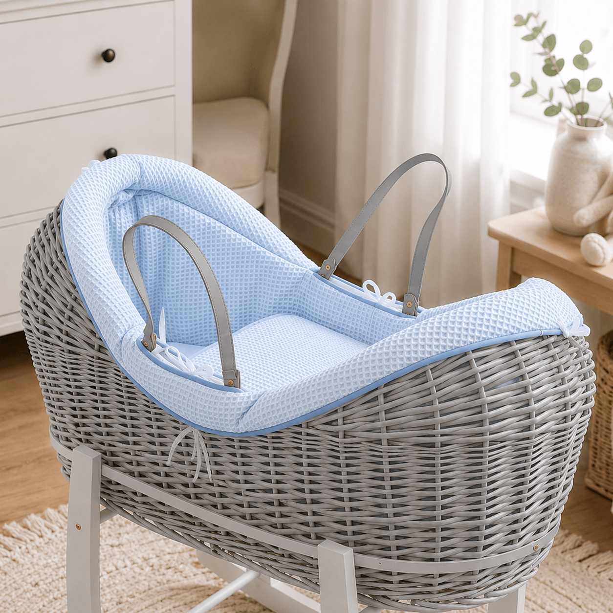 Wicker Deluxe Pod Baby Moses Basket With Stand - Grey / Waffle / Blue - Pod Moses Basket